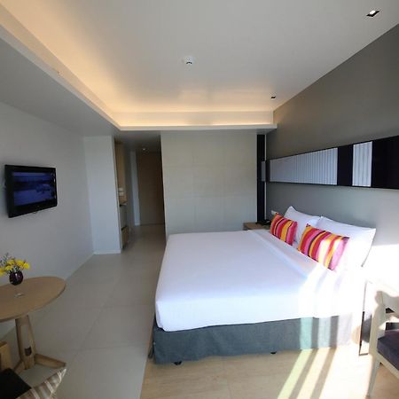 The Sun Xclusive Hotel Pattaya Esterno foto