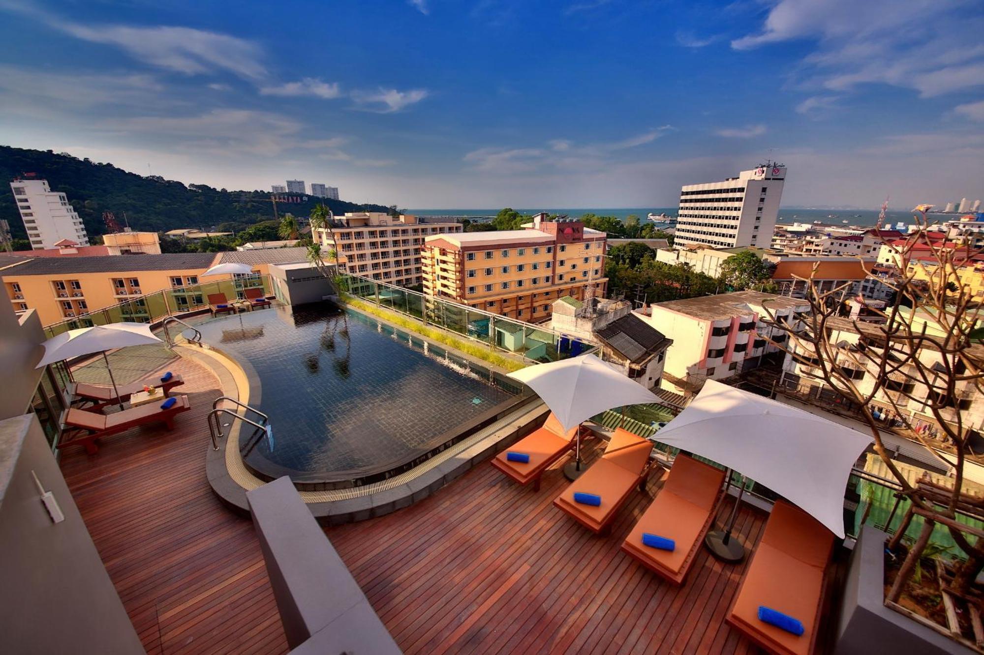 The Sun Xclusive Hotel Pattaya Esterno foto